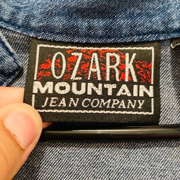 Vintage Cropped Embroidery Jean Jacket - Picture 9 of 9